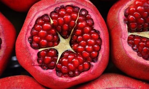 10 Lines on Pomegranate in English